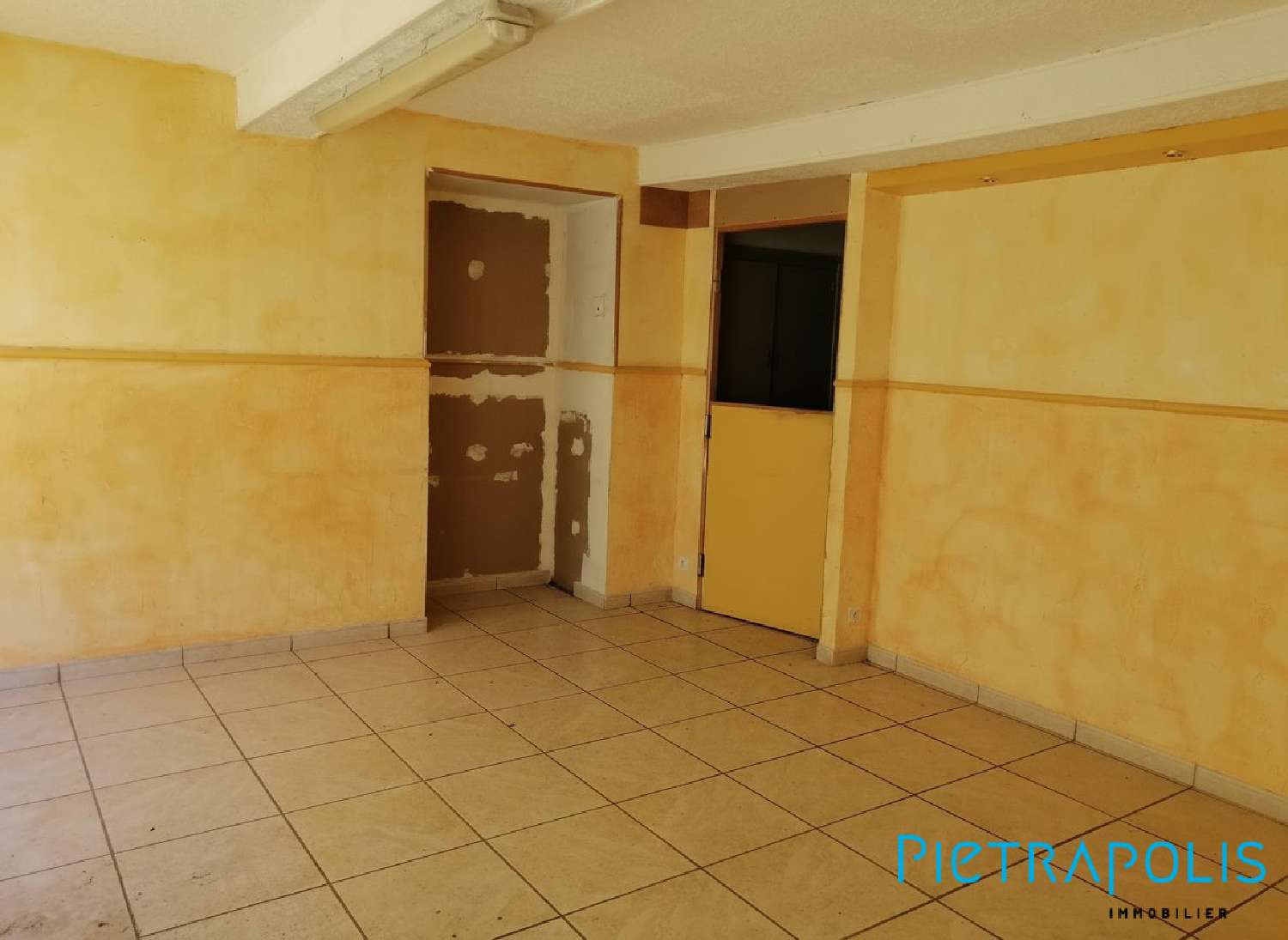  for sale office Chamelet Rhône 2