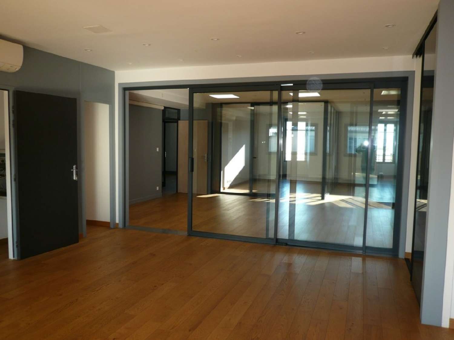  for sale office Cognac Charente 2