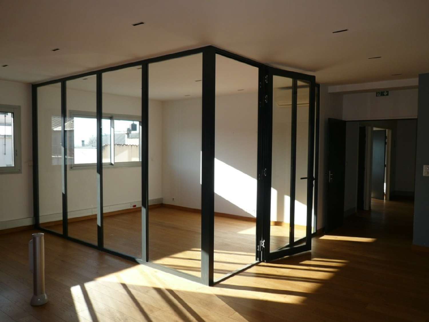  for sale office Cognac Charente 4