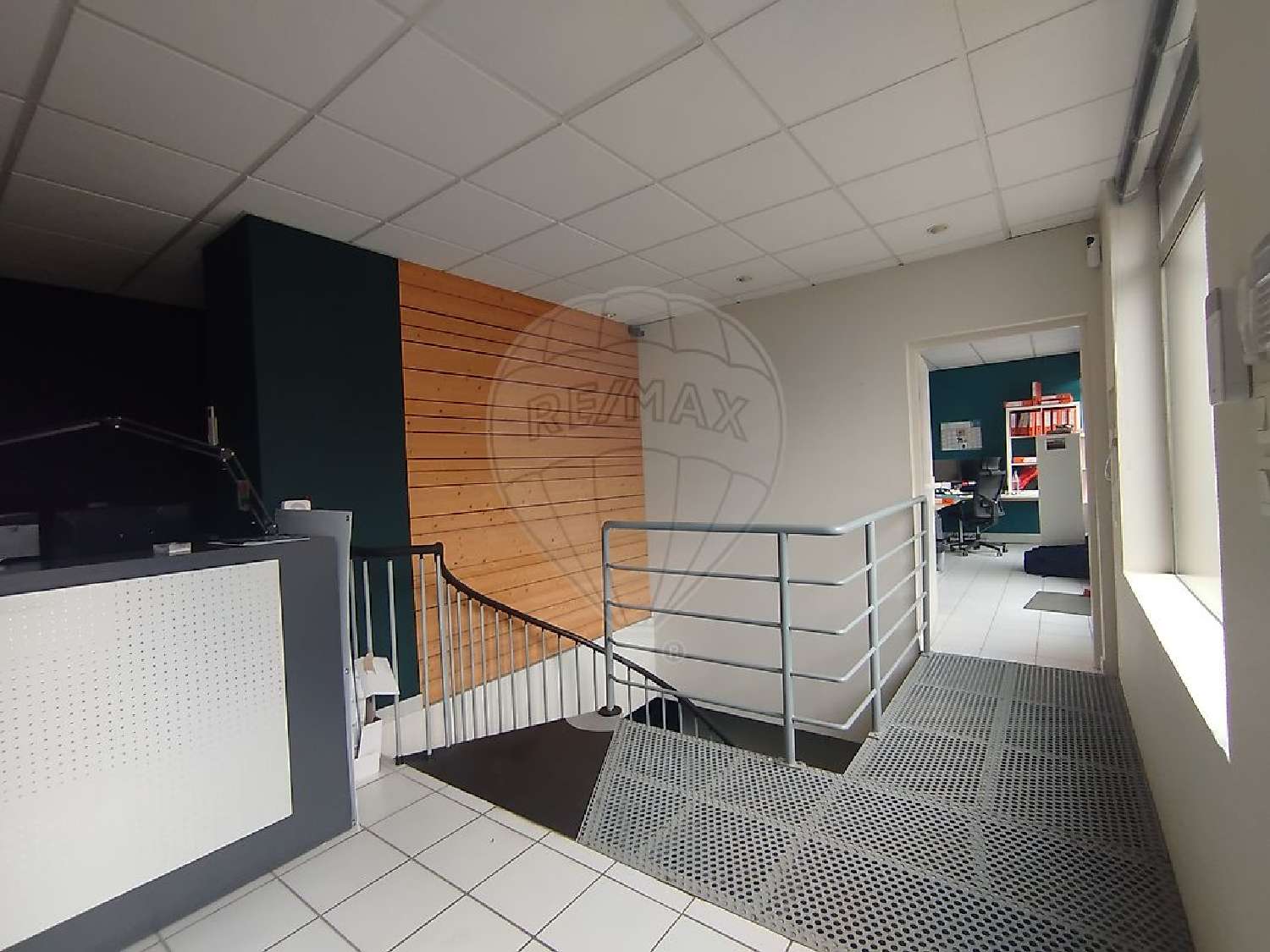 en venta oficina Villefranche-sur-Saône Rhône 2