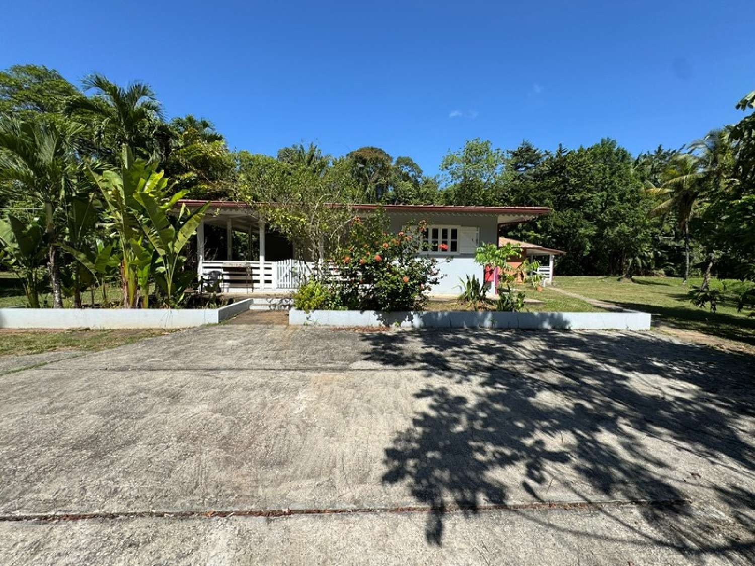  te koop restaurant Matoury Guyane 4