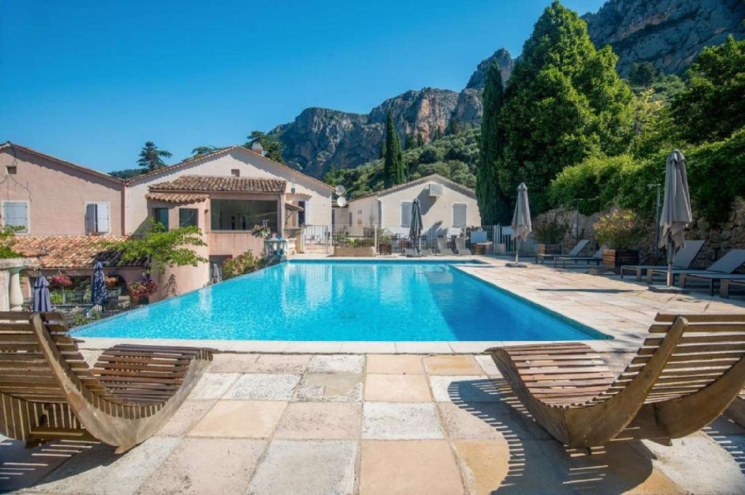  for sale restaurant Moustiers-Sainte-Marie Alpes-de-Haute-Provence 6