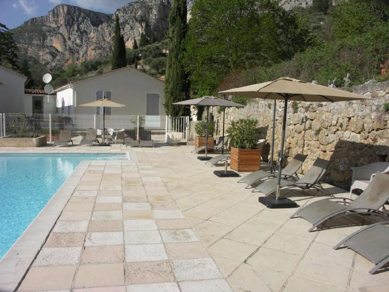 for sale restaurant Moustiers-Sainte-Marie Alpes-de-Haute-Provence 8