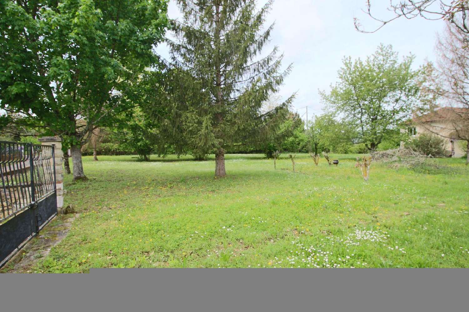 for sale terrain Puy-l'Évêque Lot 3