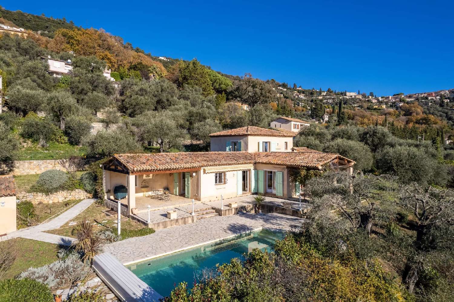 à vendre villa Cabris Alpes-Maritimes 2
