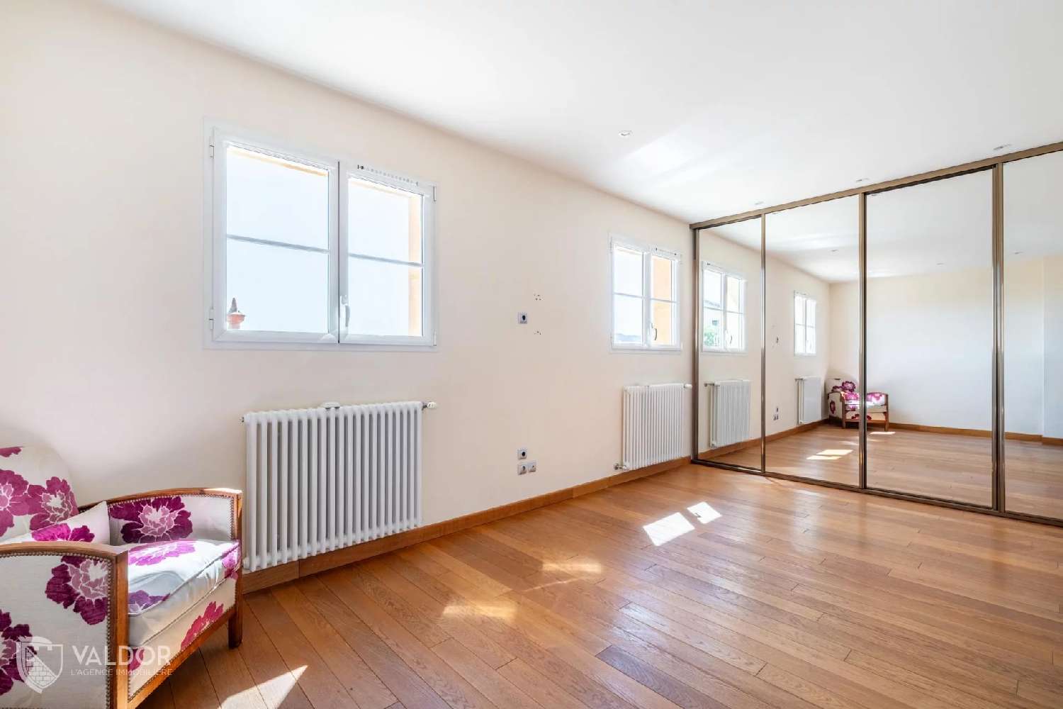 te koop villa Cogny Cher 8