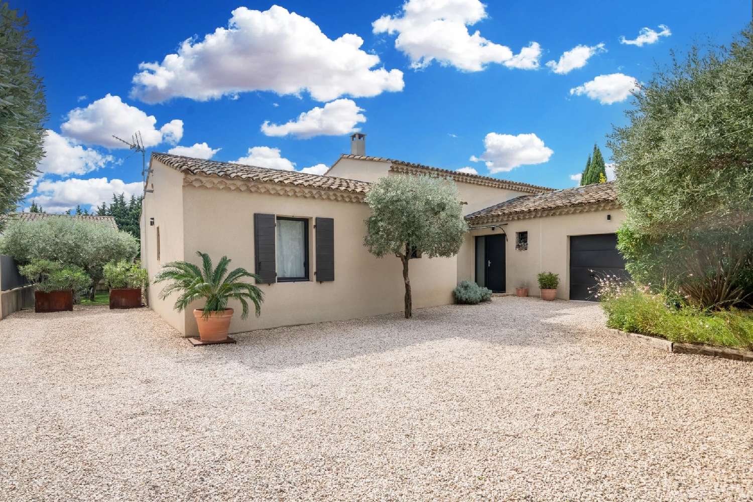  te koop villa Eygalières Bouches-du-Rhône 3