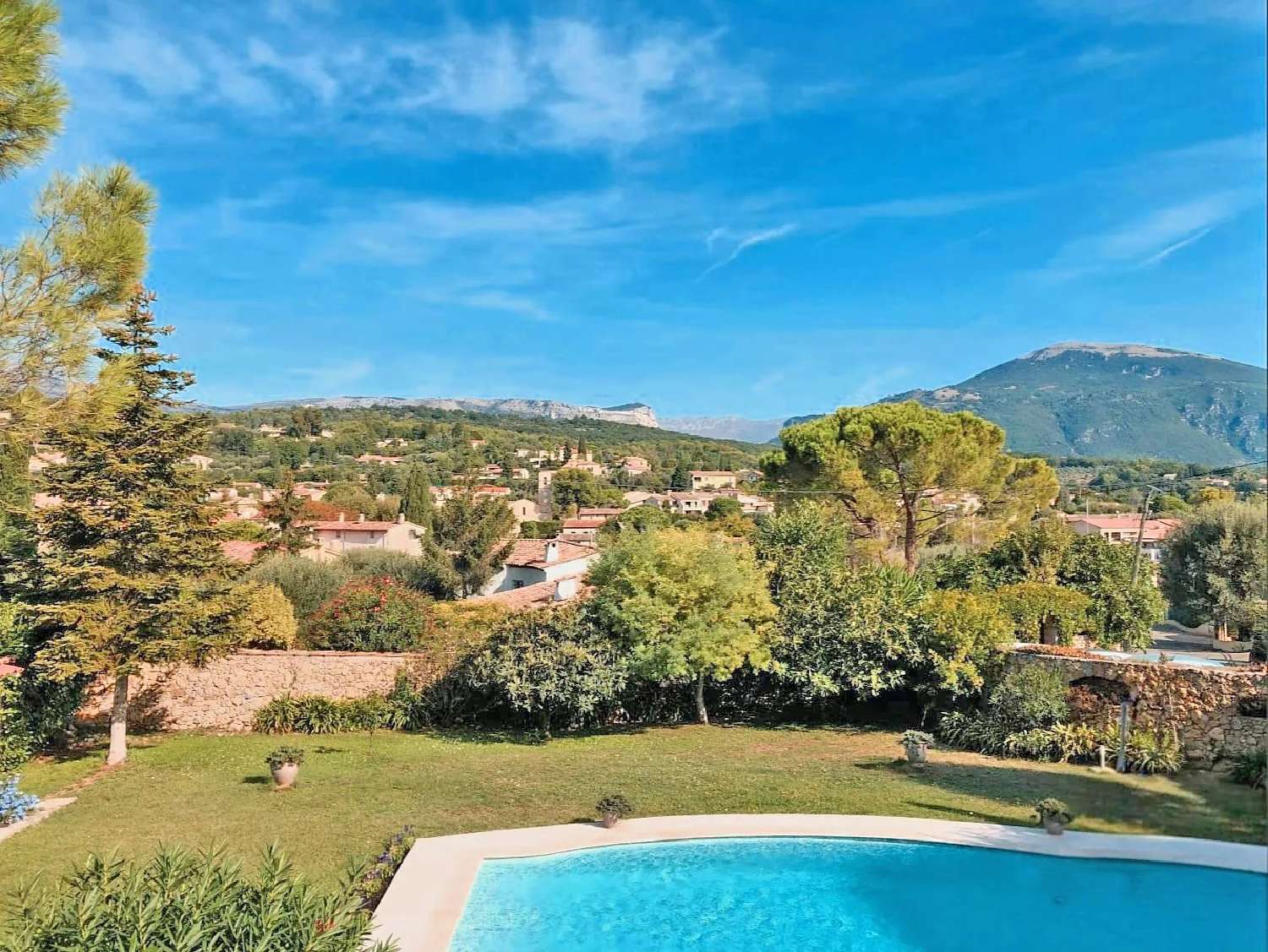  à vendre villa Le Rouret Alpes-Maritimes 2