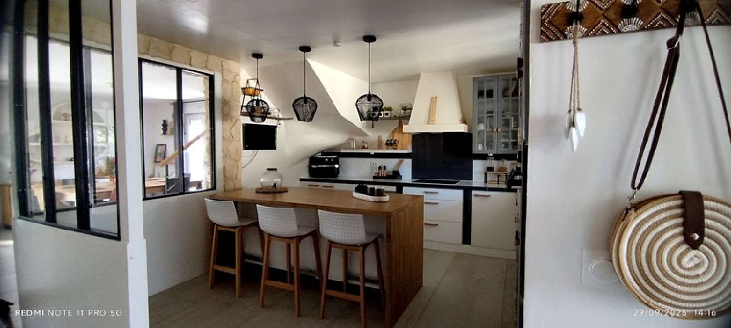 for sale villa Lunel Hérault 8