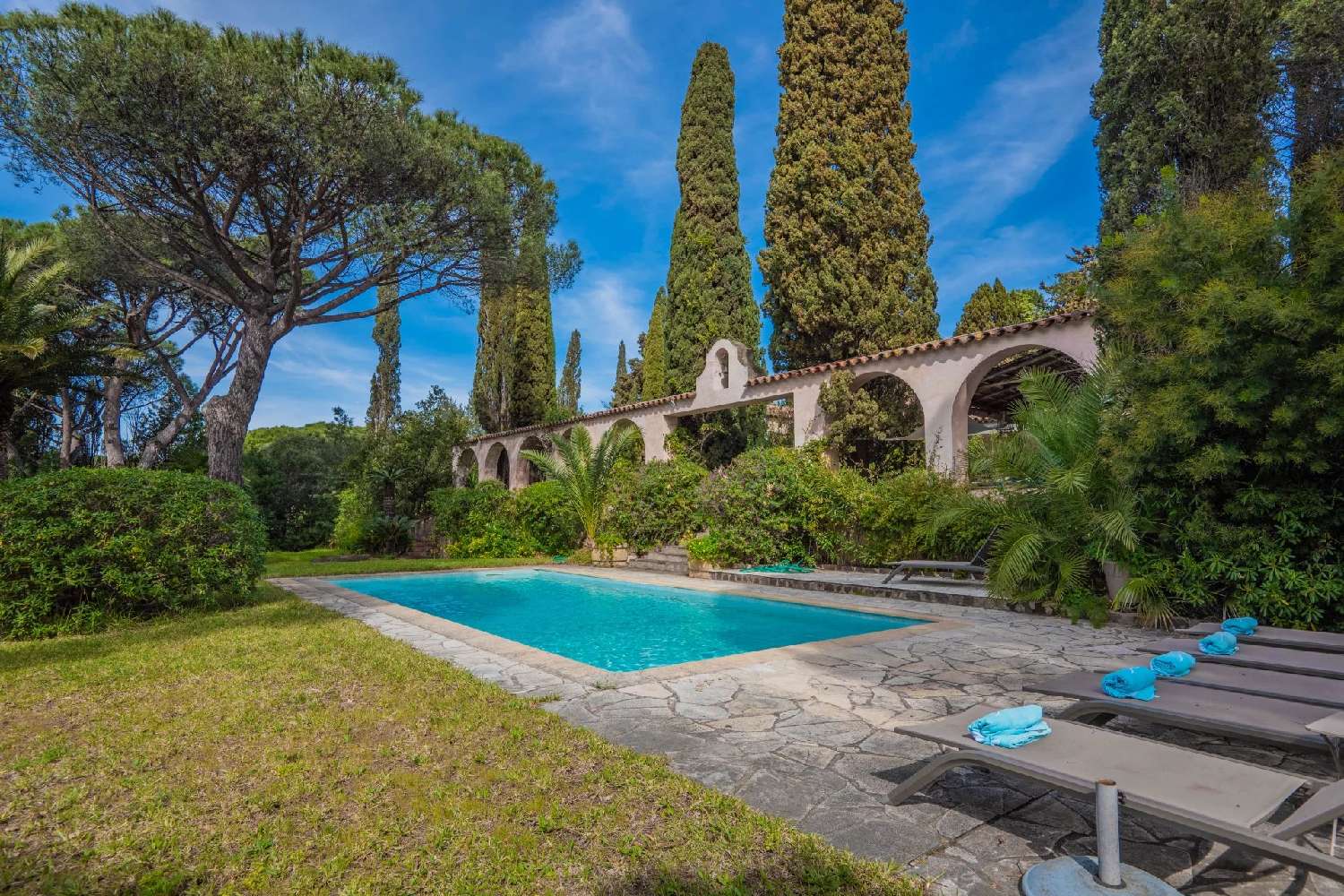  for sale villa Sainte-Maxime Var 3