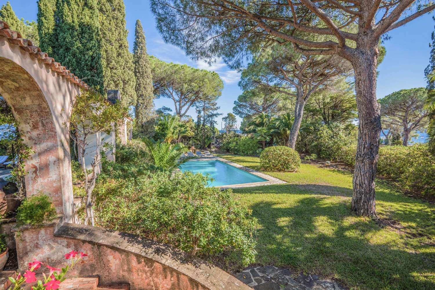  for sale villa Sainte-Maxime Var 7