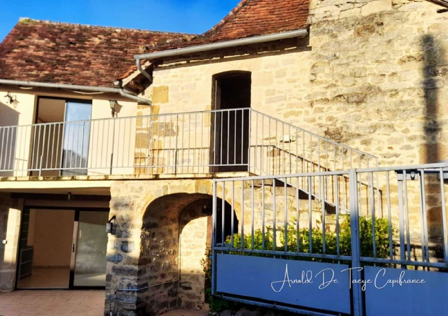  à vendre maison de village Belmont-Bretenoux Lot 1