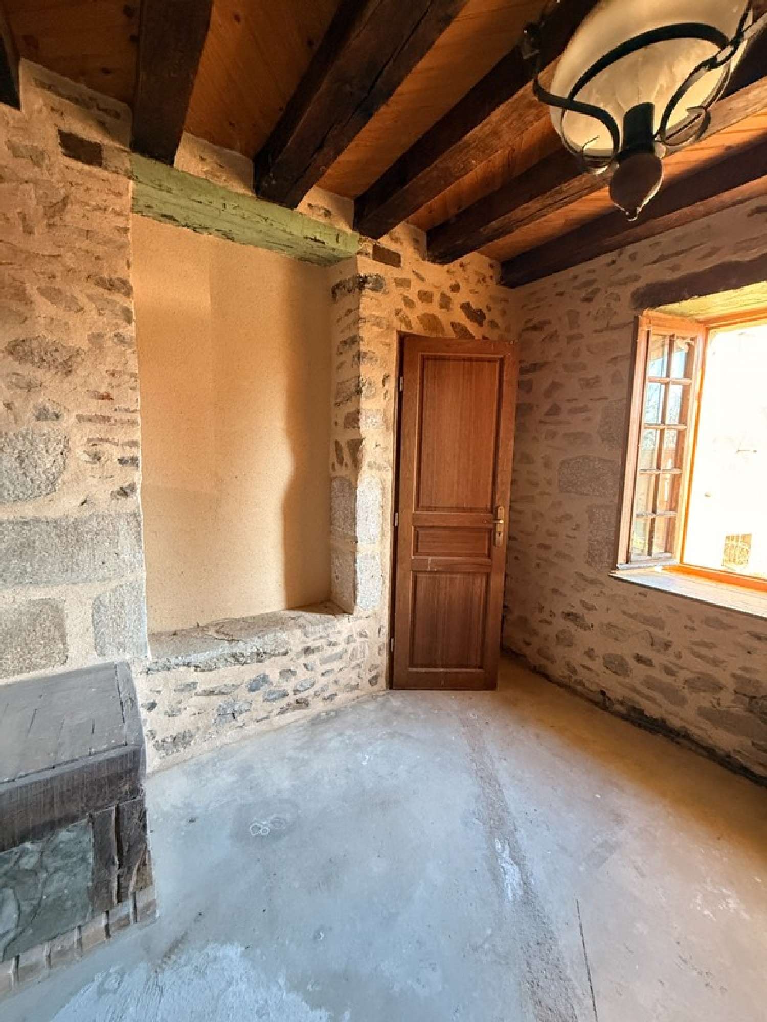  te koop dorpshuis Méasnes Creuse 5