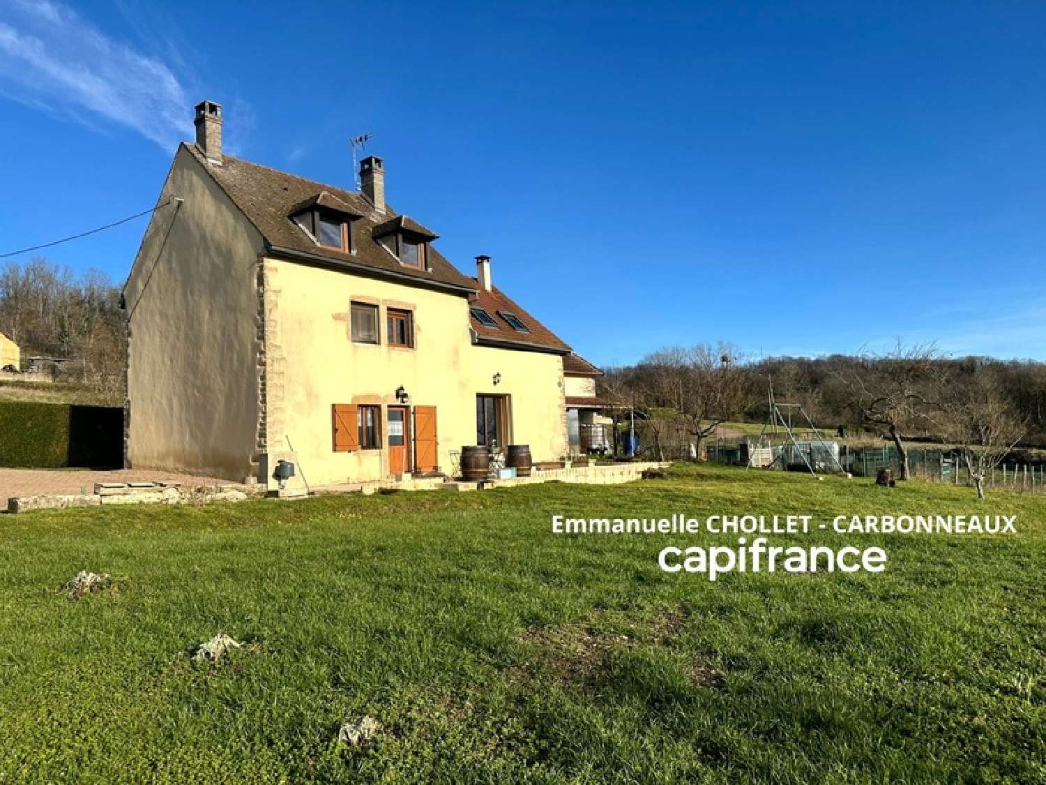 for sale village house Mont-Saint-Jean Côte-d'Or 1