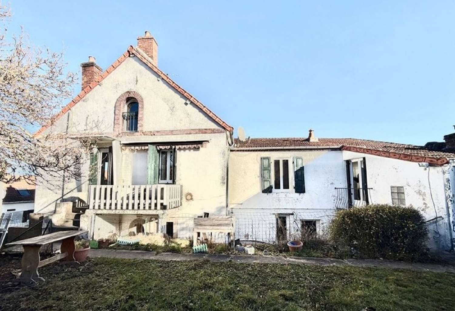 for sale village house Néris-les-Bains Allier 1