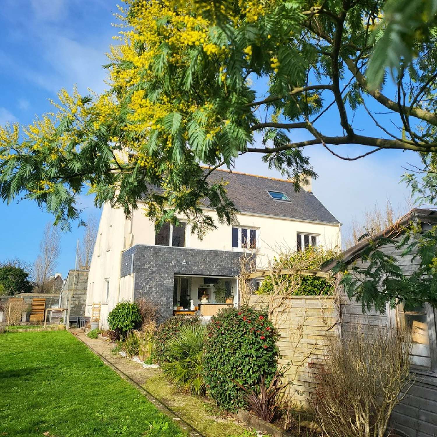  te koop dorpshuis Plomeur Finistère 1