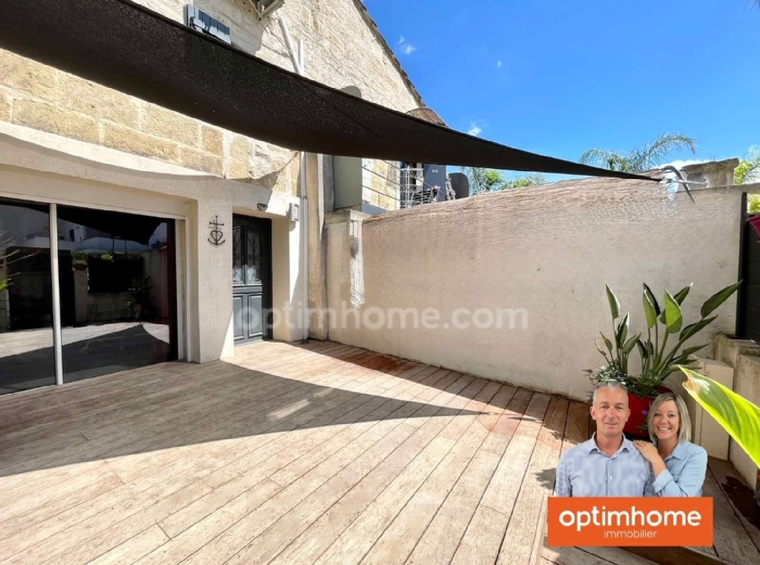 à vendre maison de village Saint-Laurent-d'Aigouze Gard 1