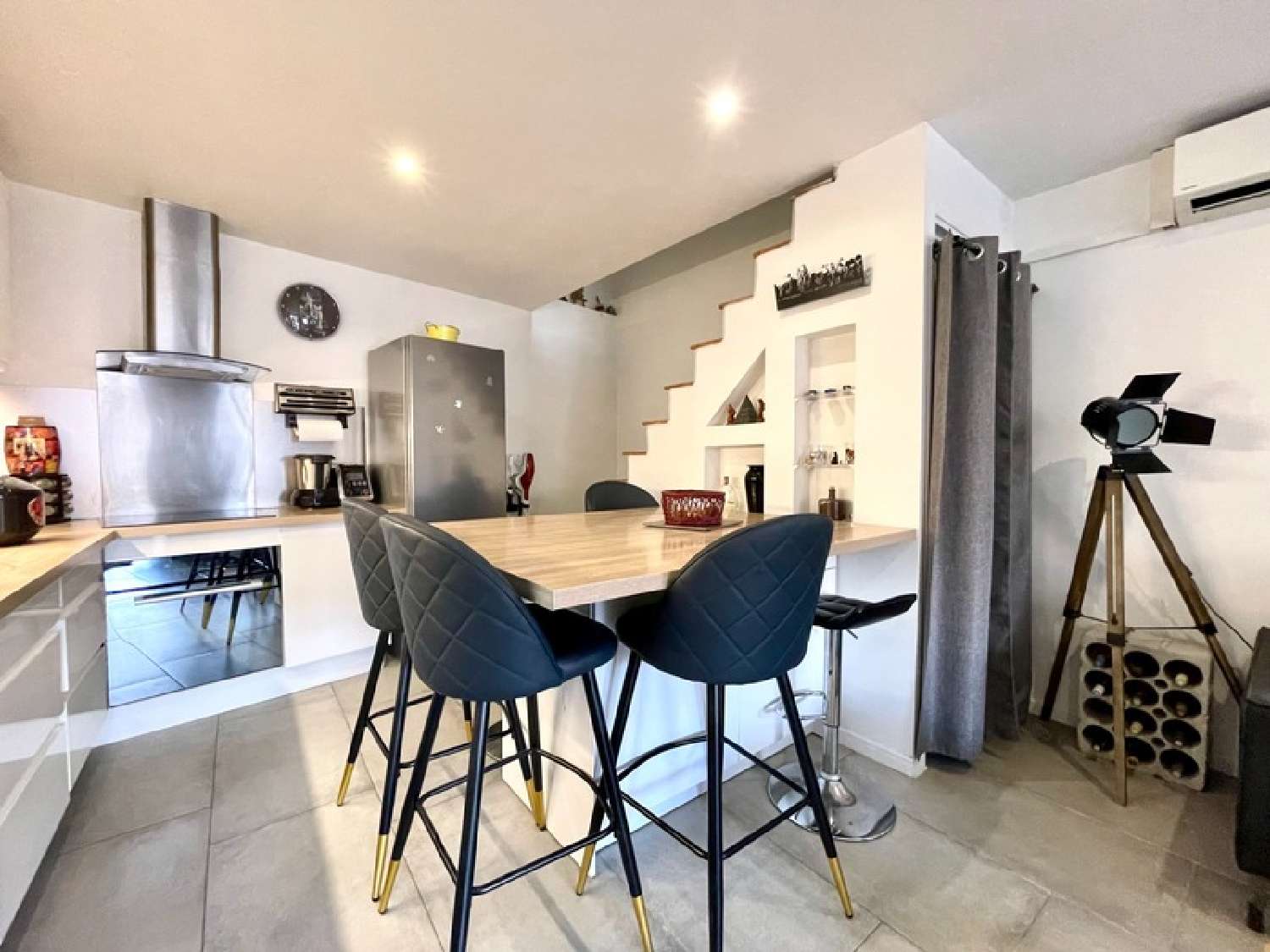 à vendre maison de village Saint-Laurent-d'Aigouze Gard 3