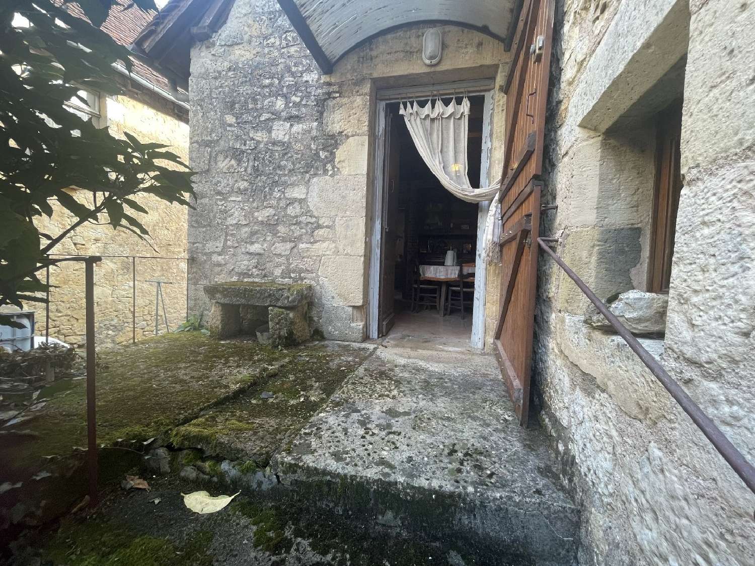 à vendre maison de village Saint-Robert Corrèze 4