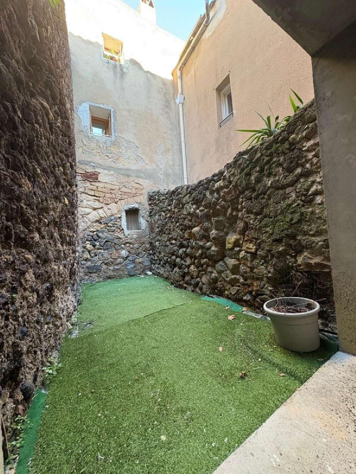  for sale village house Saint-Thibéry Hérault 2