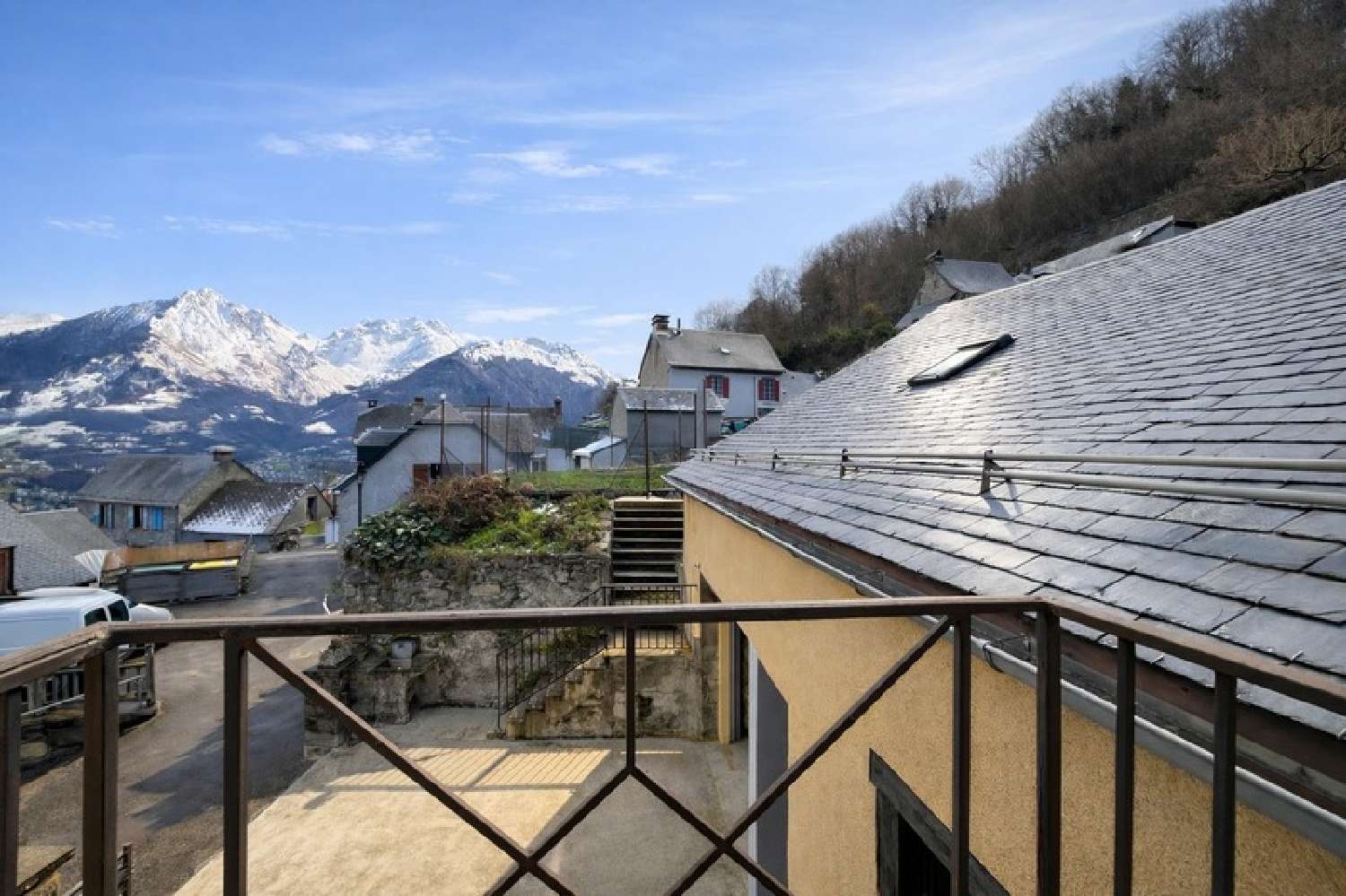  à vendre maison de village Sazos Hautes-Pyrénées 1