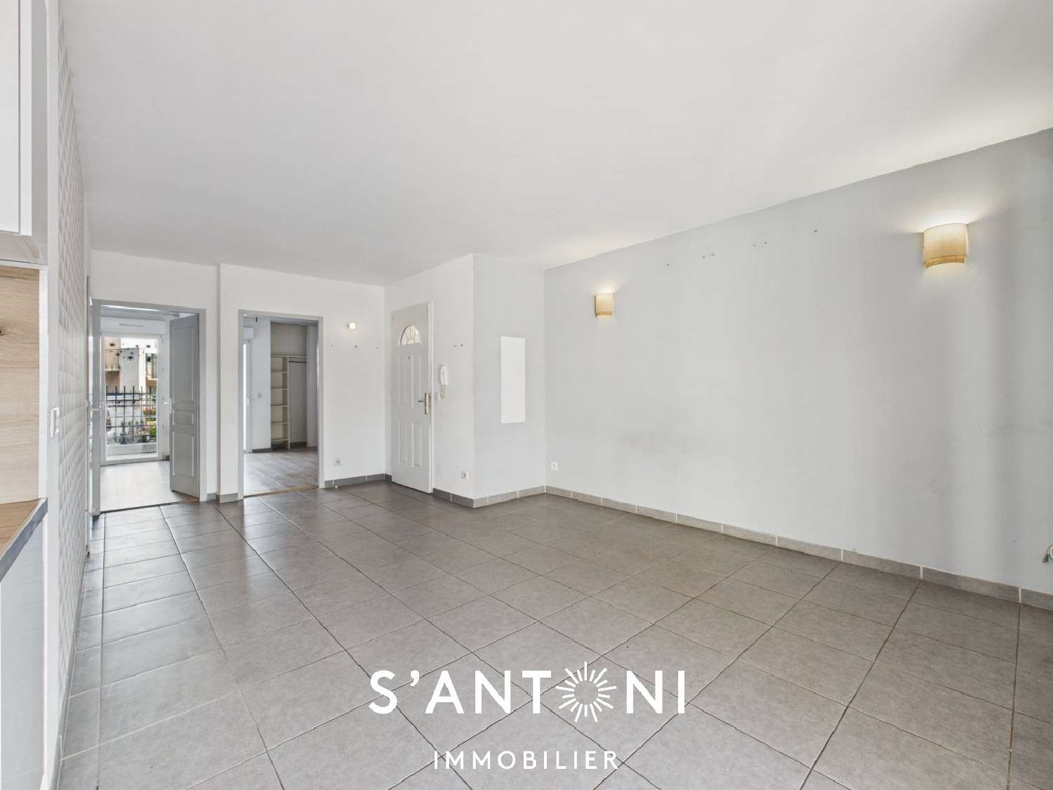 for sale apartment Béziers Hérault 3