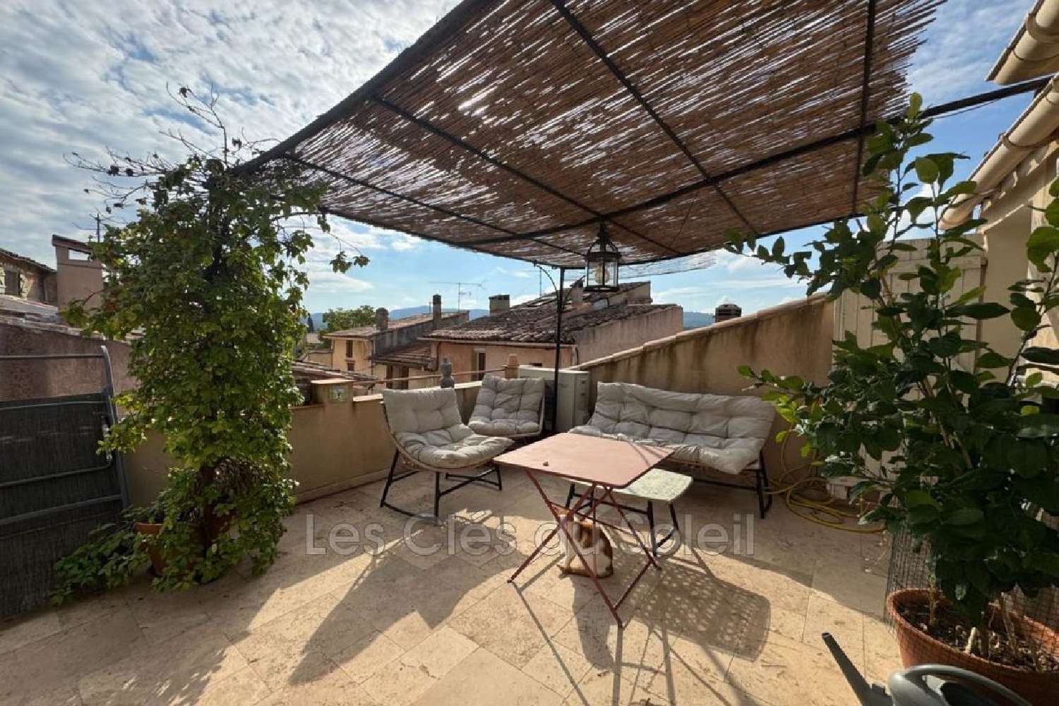 te koop appartement Camps-la-Source Var 1
