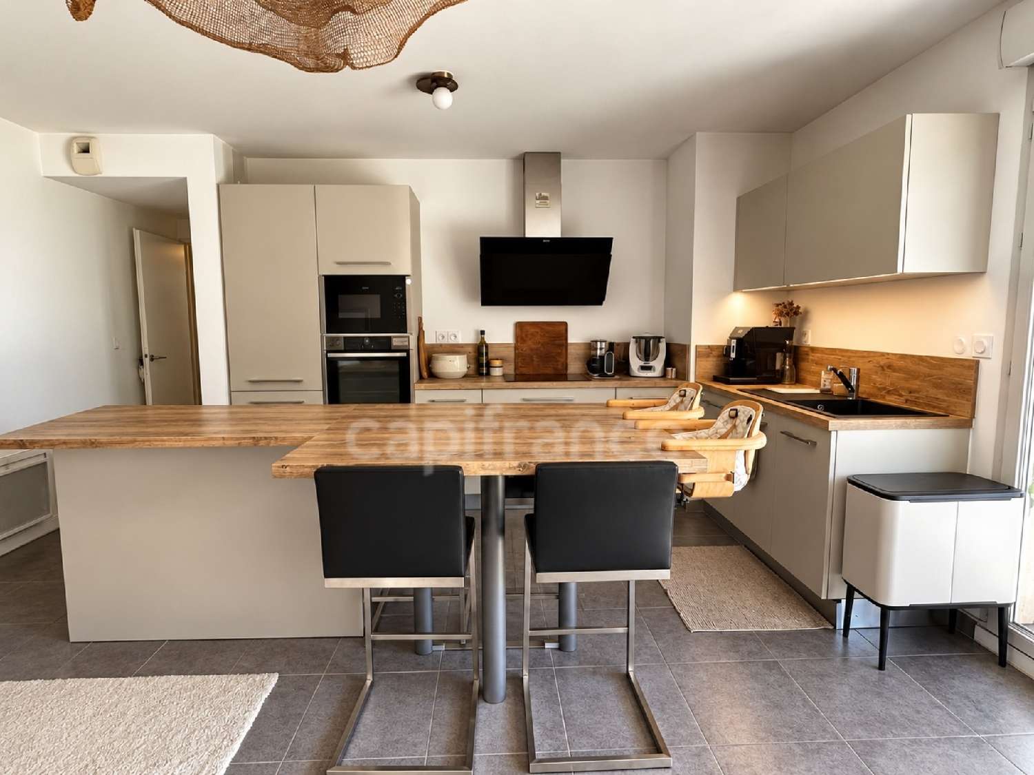 en venta apartamento Châteauneuf-le-Rouge Bocas del Ródano 4