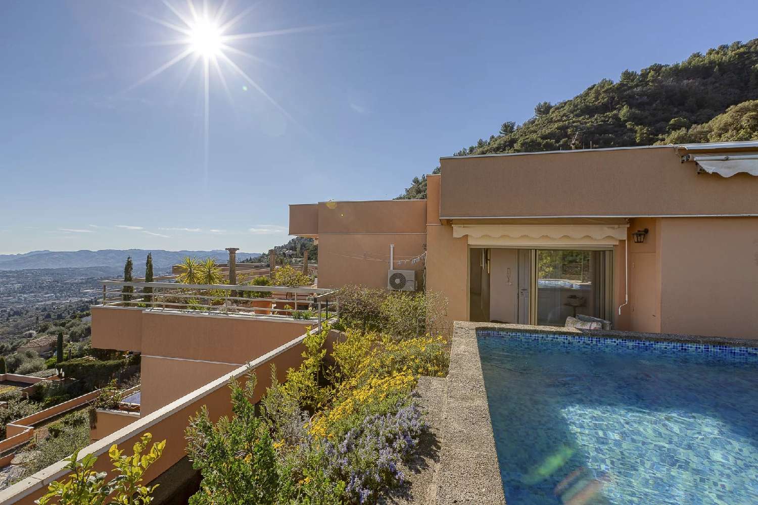 à vendre appartement Grasse Alpes-Maritimes 2
