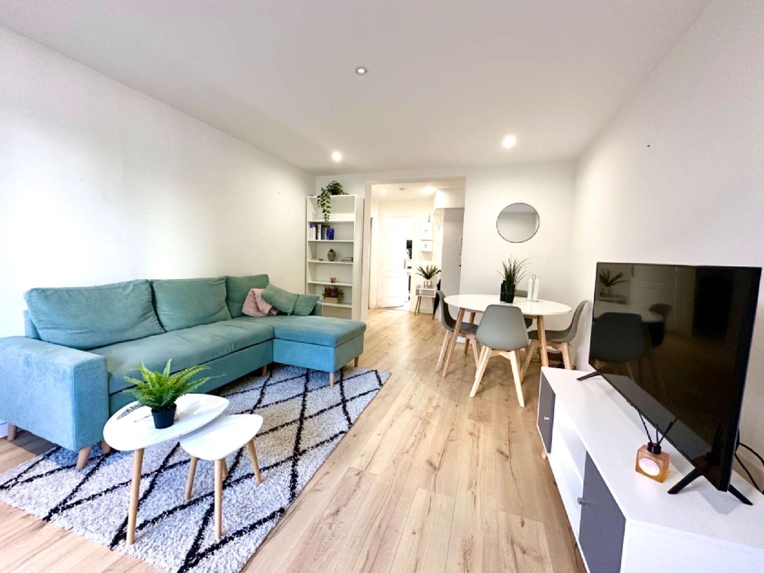 for sale apartment Marseille 10e Arrondissement Bouches-du-Rhône 1
