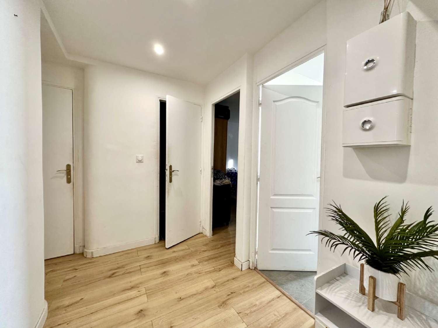 for sale apartment Marseille 10e Arrondissement Bouches-du-Rhône 8