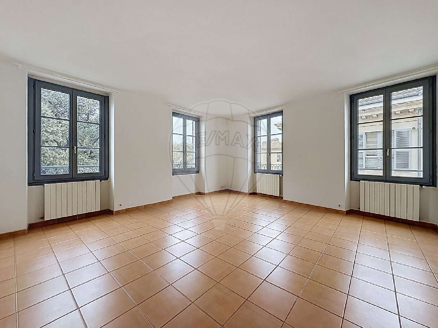  kaufen Wohnung/ Apartment Nîmes Gard 1