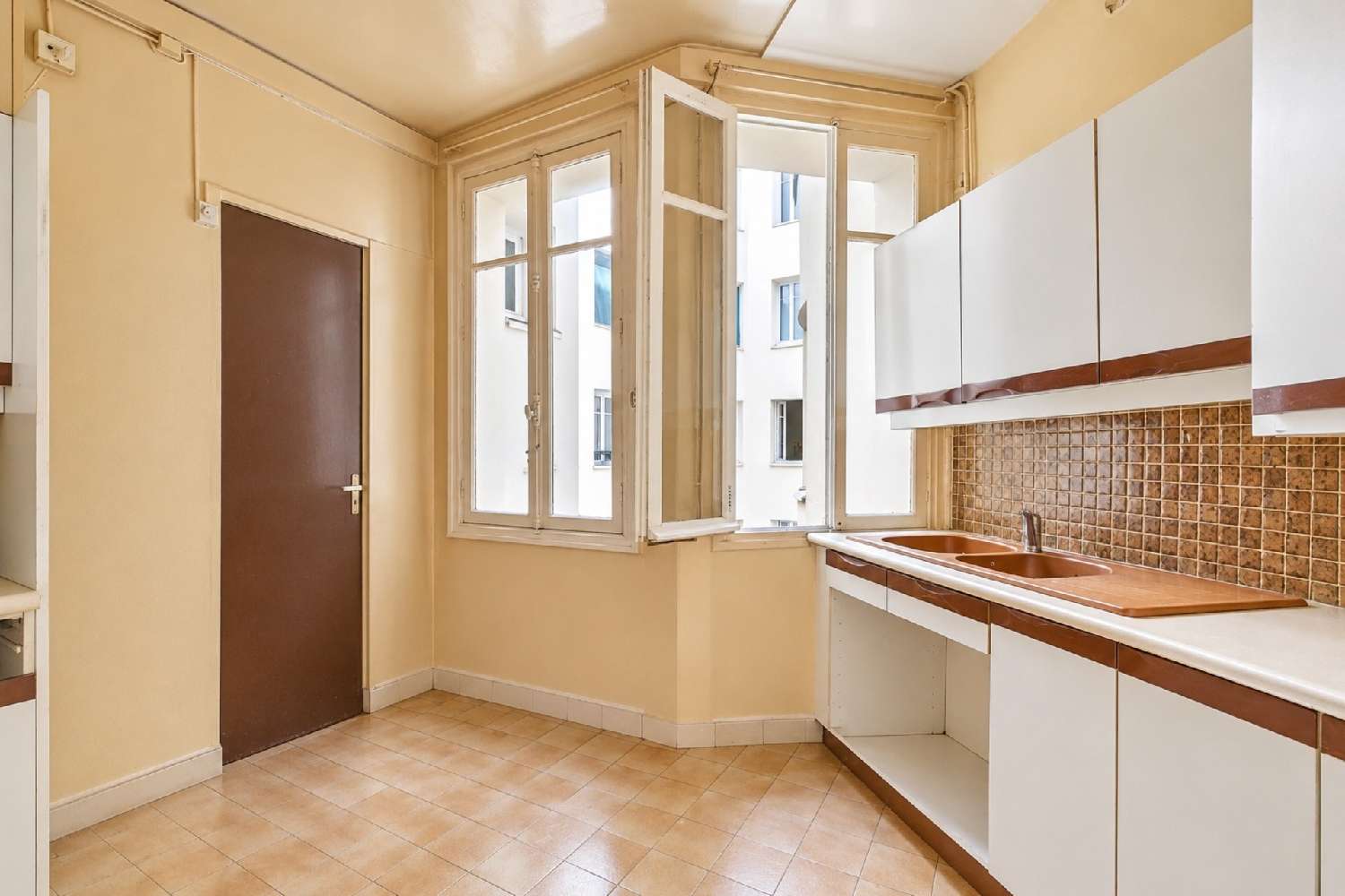 à vendre appartement Paris 16e Arrondissement Paris (Seine) 8