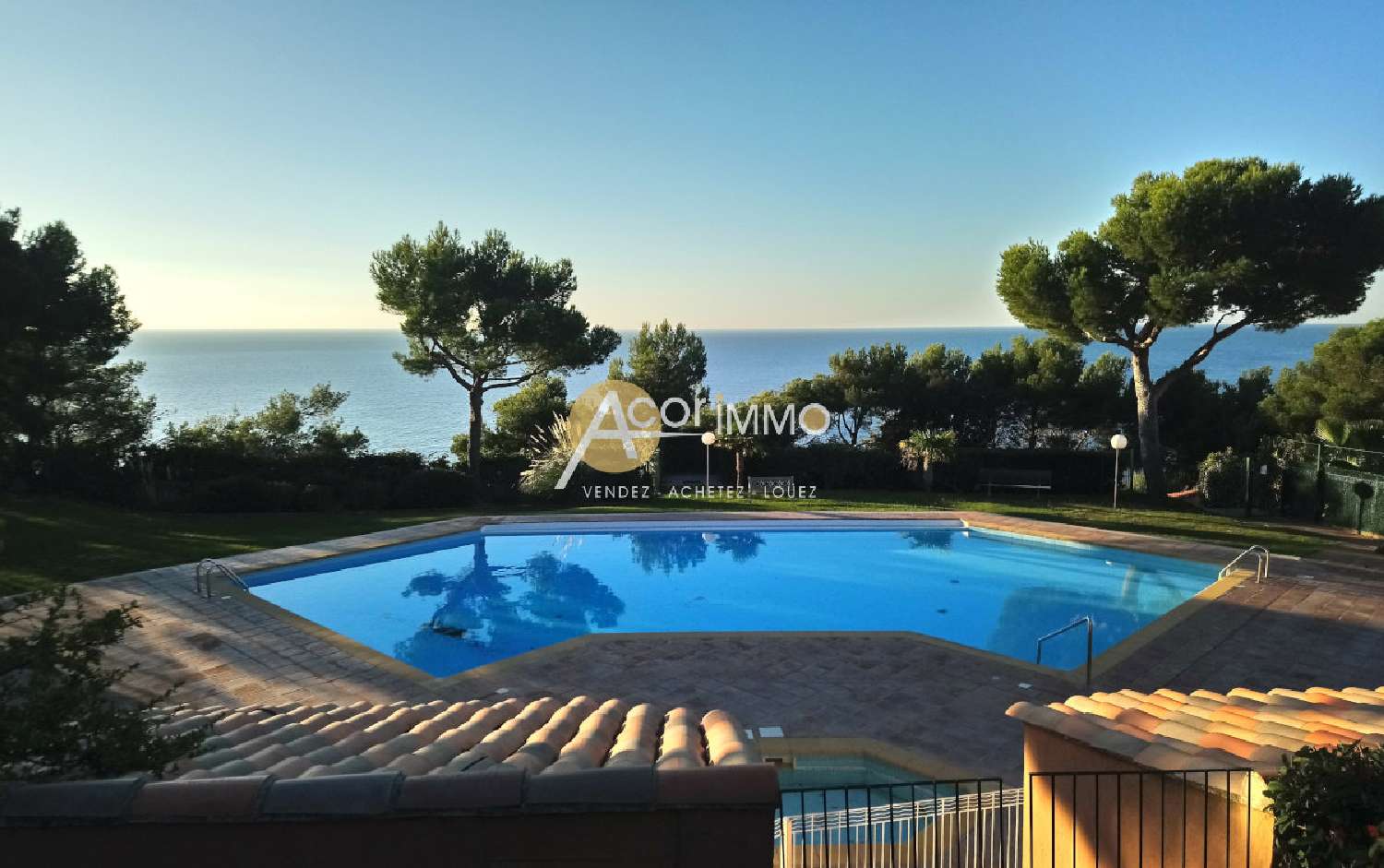 à vendre appartement Saint-Mandrier-sur-Mer Var 1