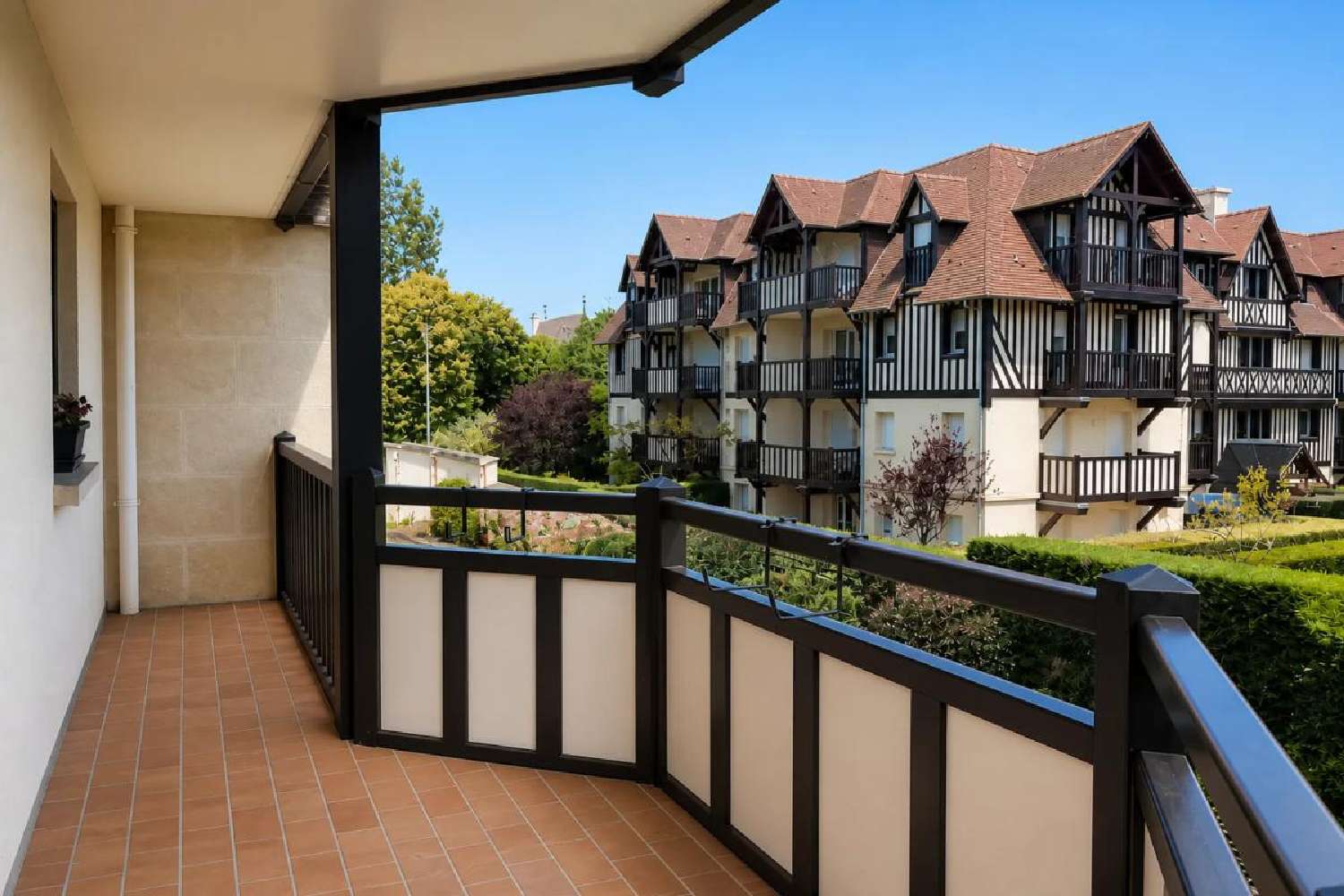 for sale apartment Tourgeville Calvados 1