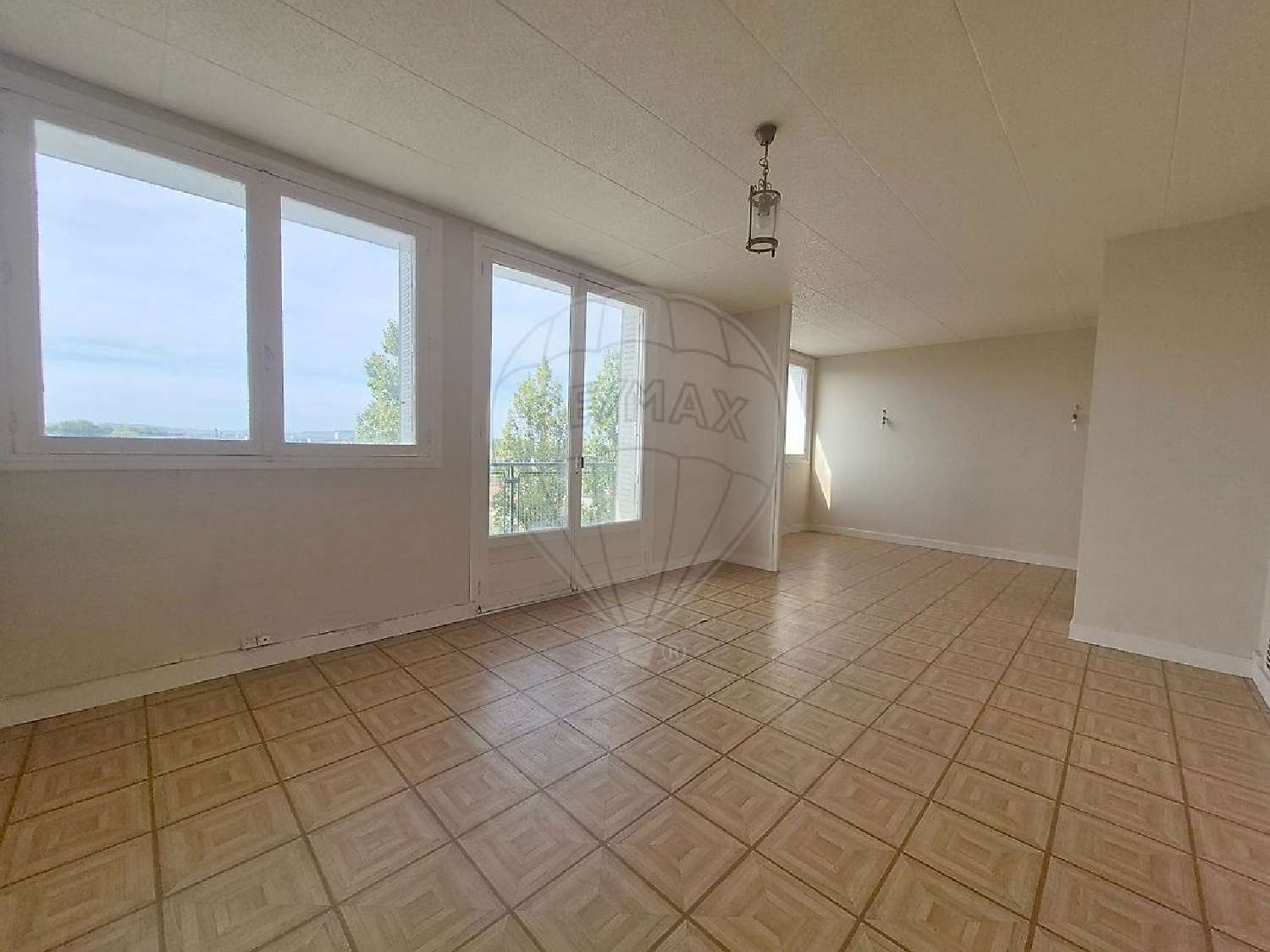 for sale apartment Troyes Aube 2