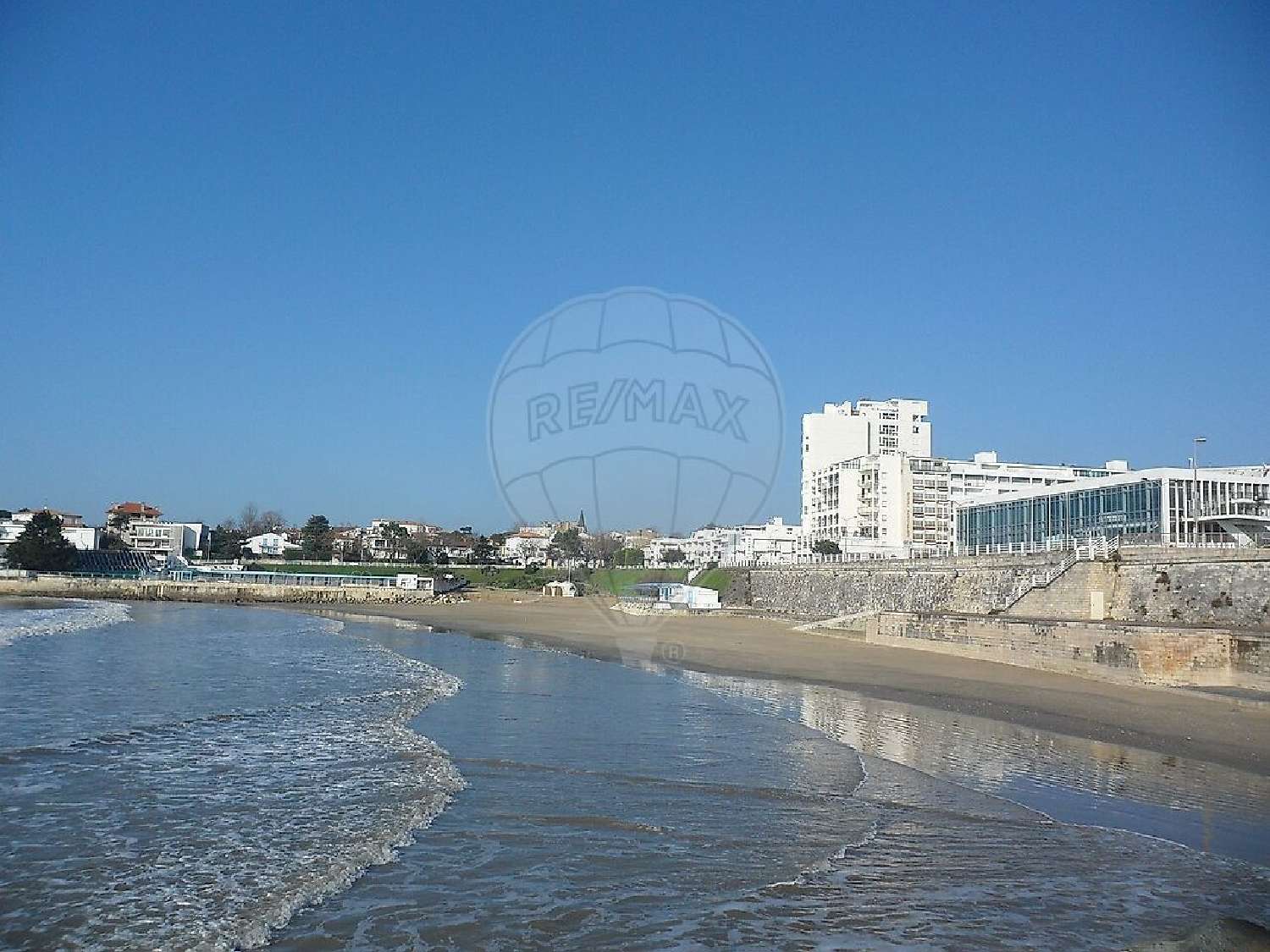 for sale bar cafe Royan Charente-Maritime 4
