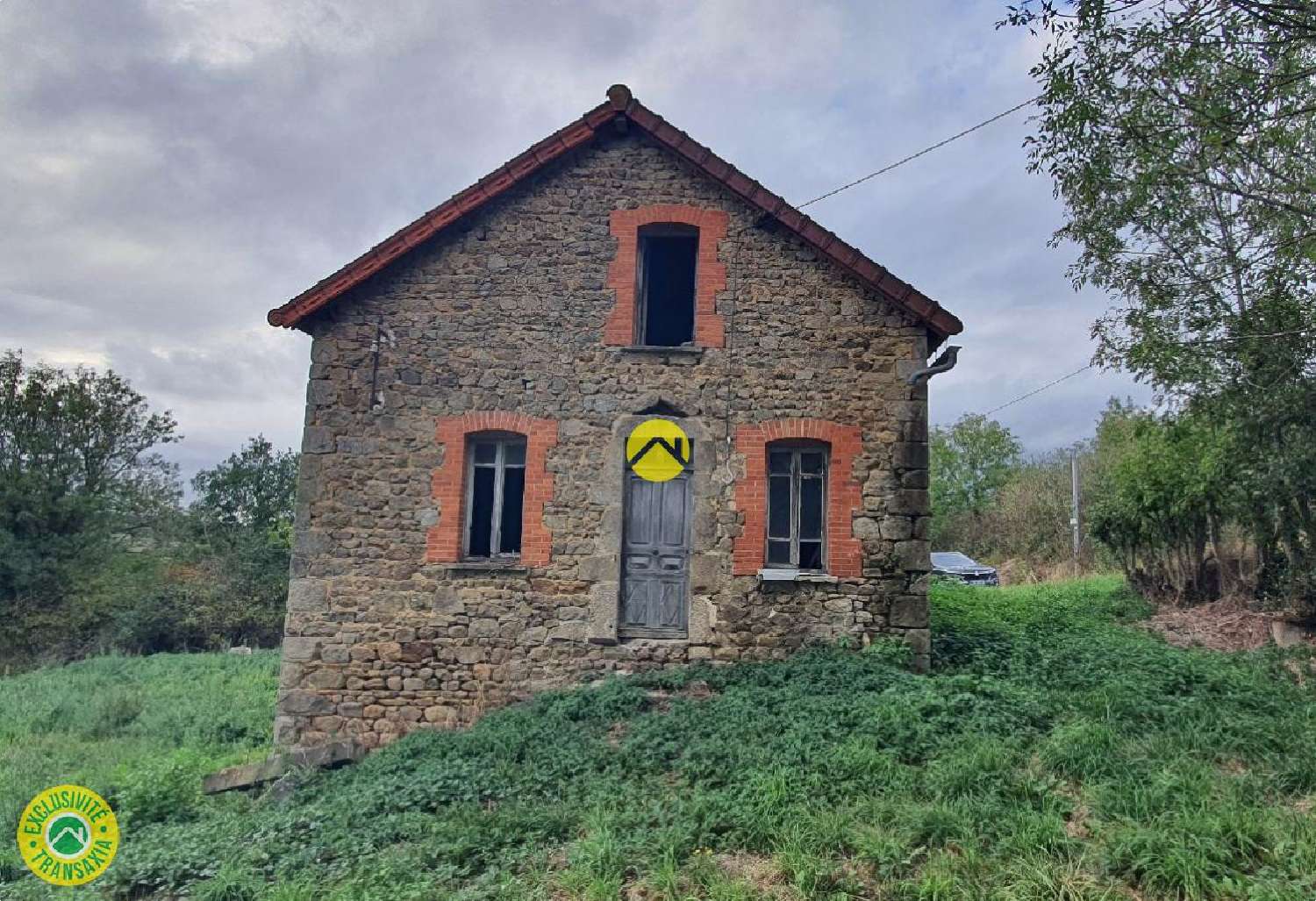 for sale barn Auzances Creuse 3