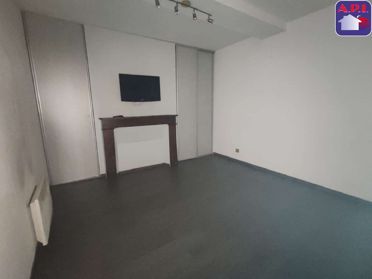 à vendre batiment Pamiers Ariège 5