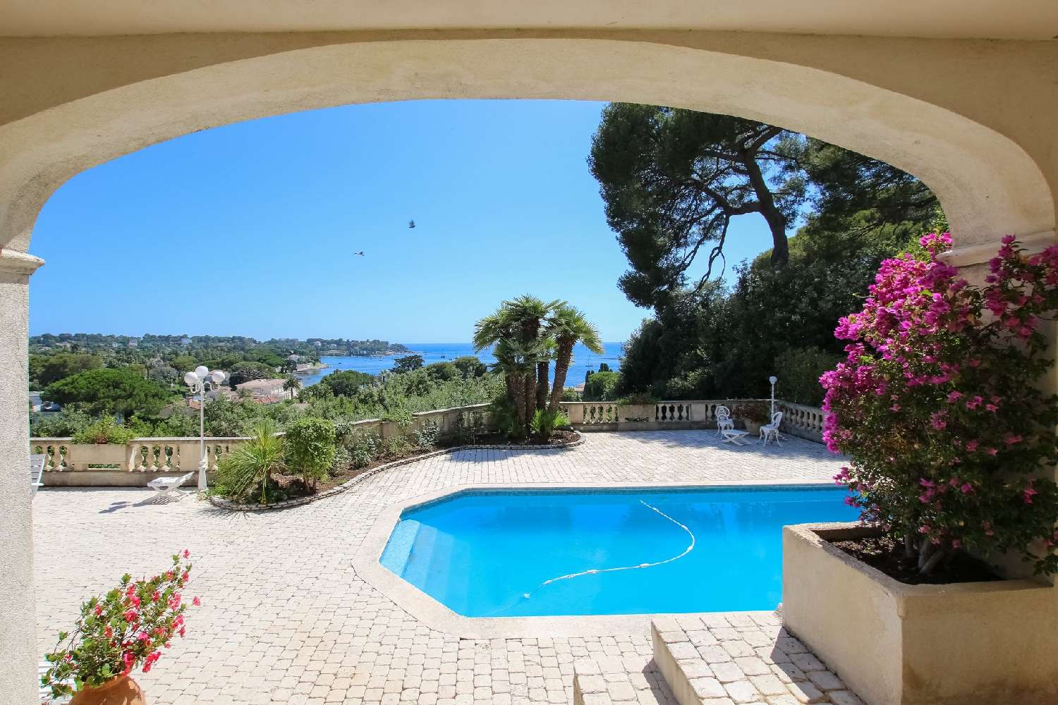 te koop villa Juan-les-Pins Alpes-Maritimes 2