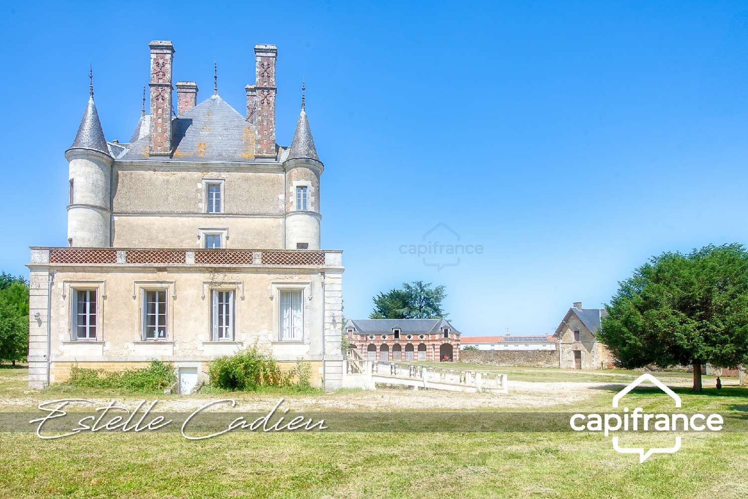 te koop kasteel Chantonnay Vendée 6