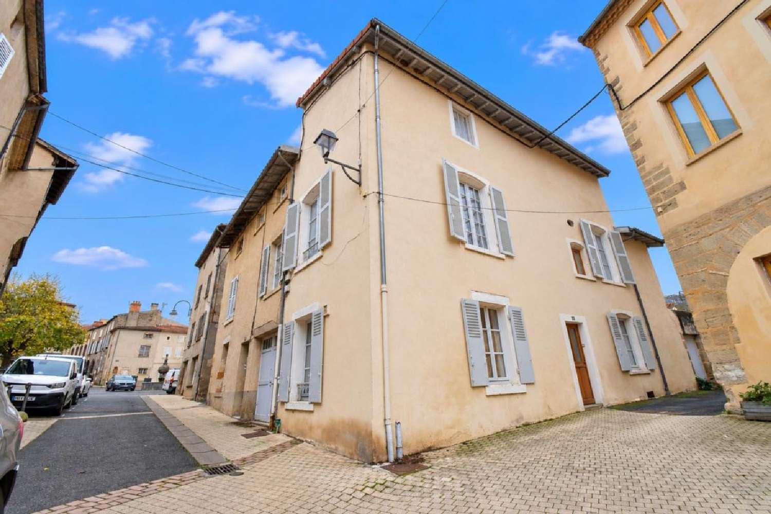 for sale city house Billom Puy-de-Dôme 3