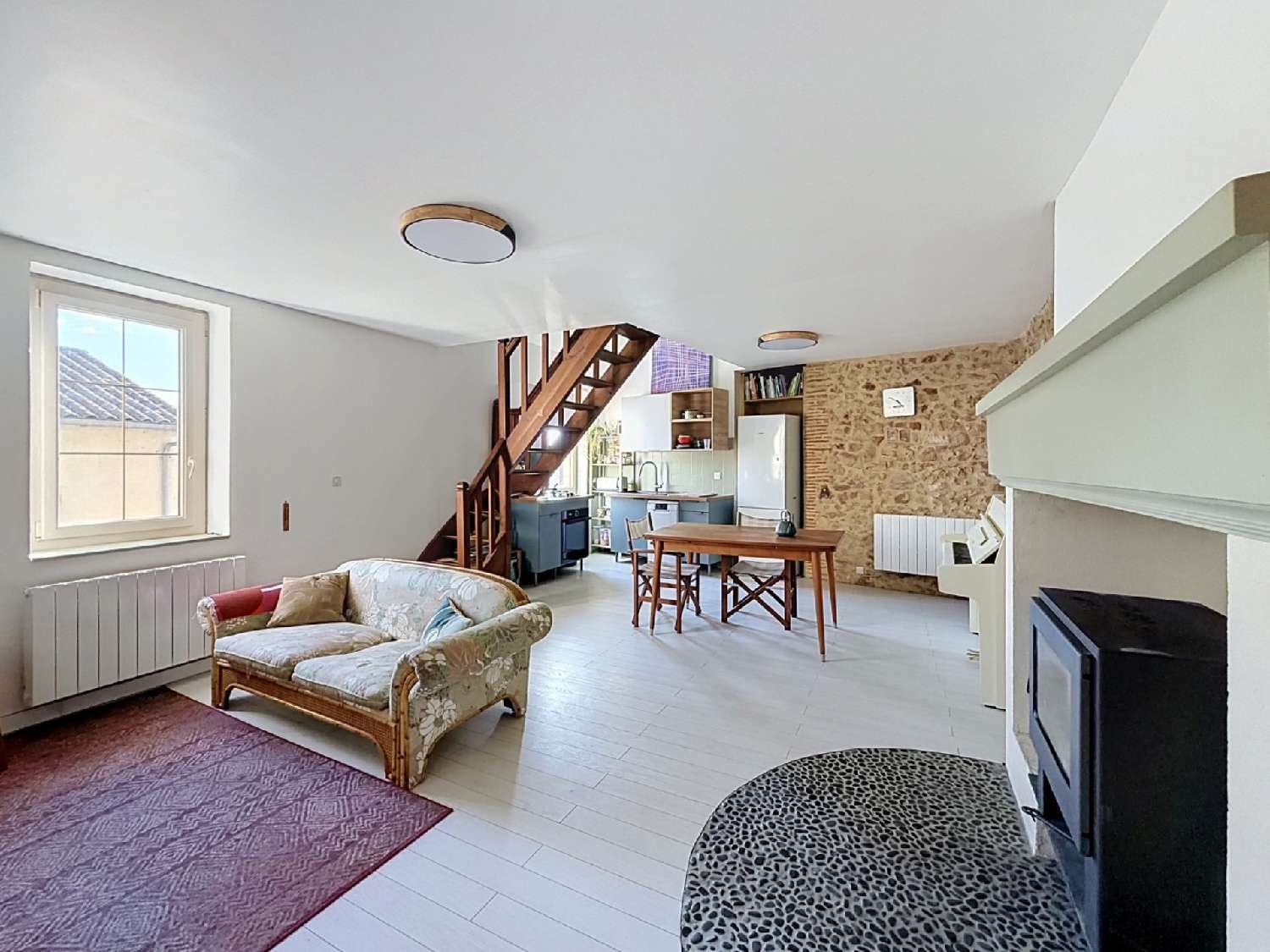 te koop stadshuis Mouleydier Dordogne 1