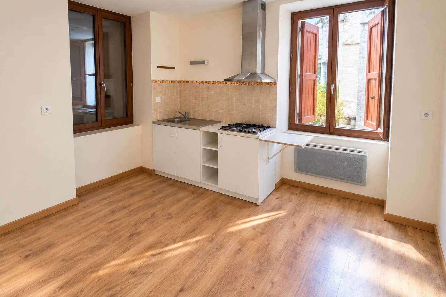  en venta casa urbana Saint-Étienne-de-Saint-Geoirs Isère 2