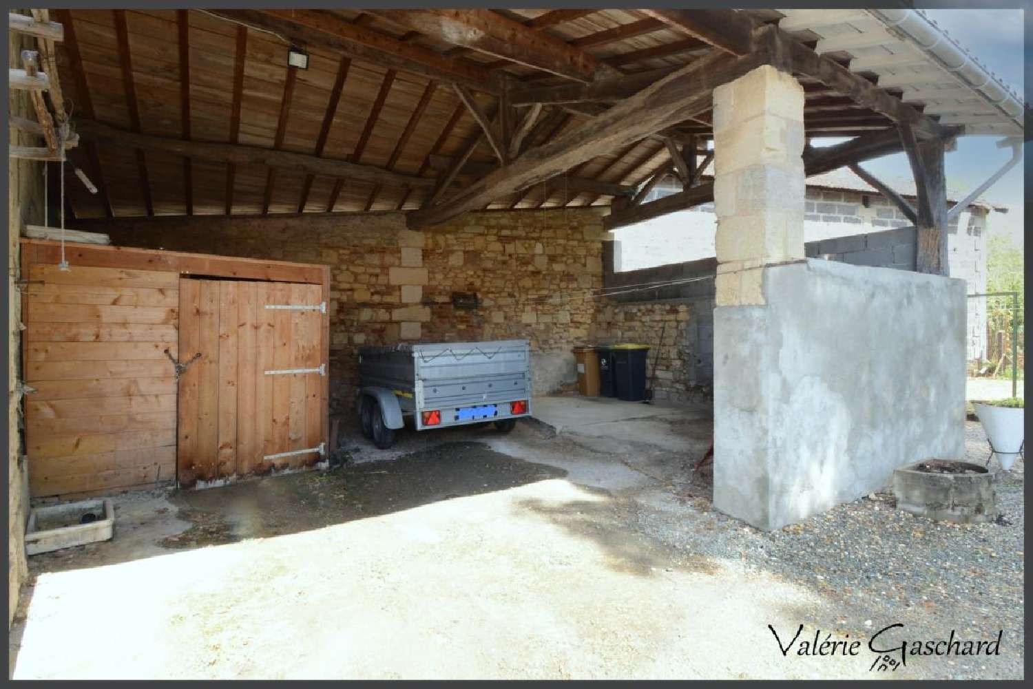 te koop stadshuis Saint-Seurin-sur-l'Isle Gironde 2