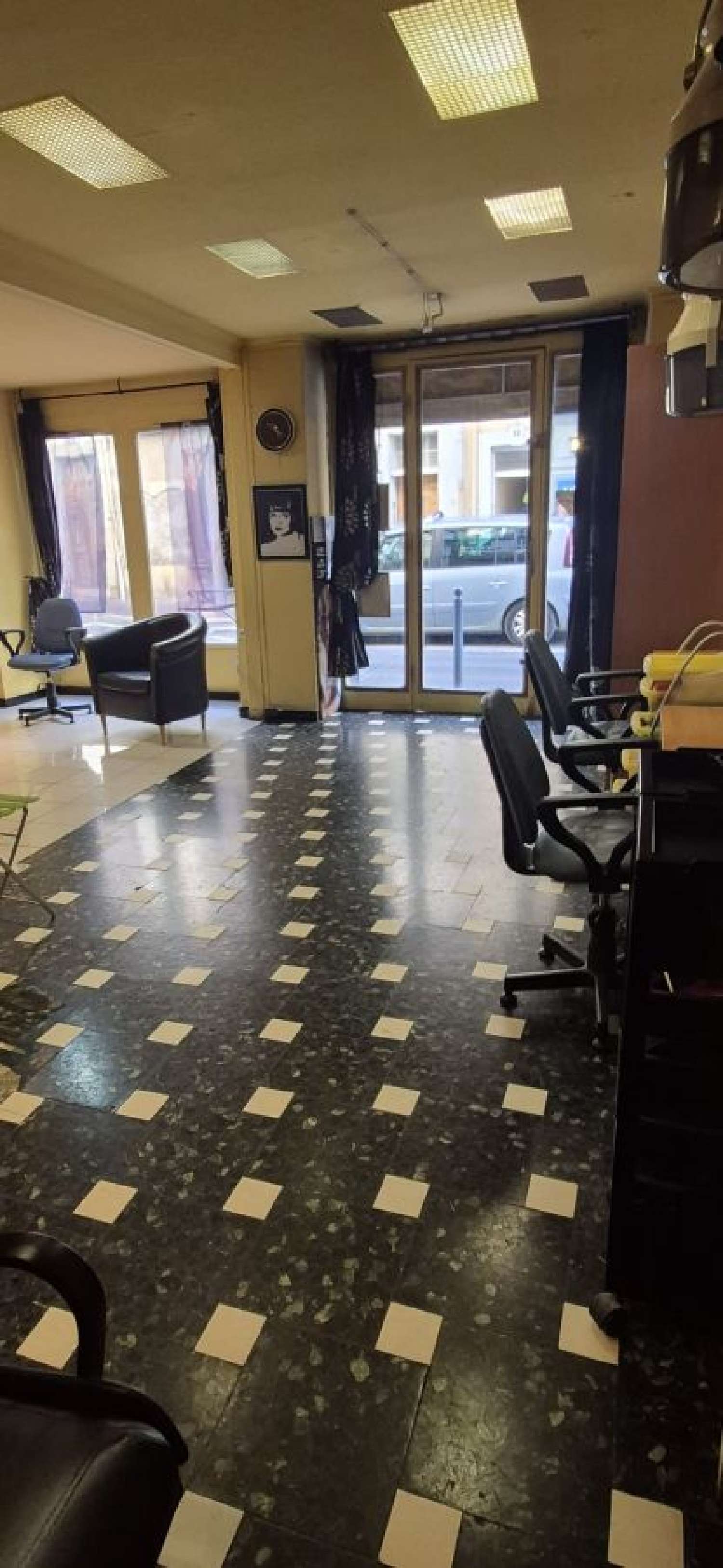  à vendre commerce Béziers Hérault 2