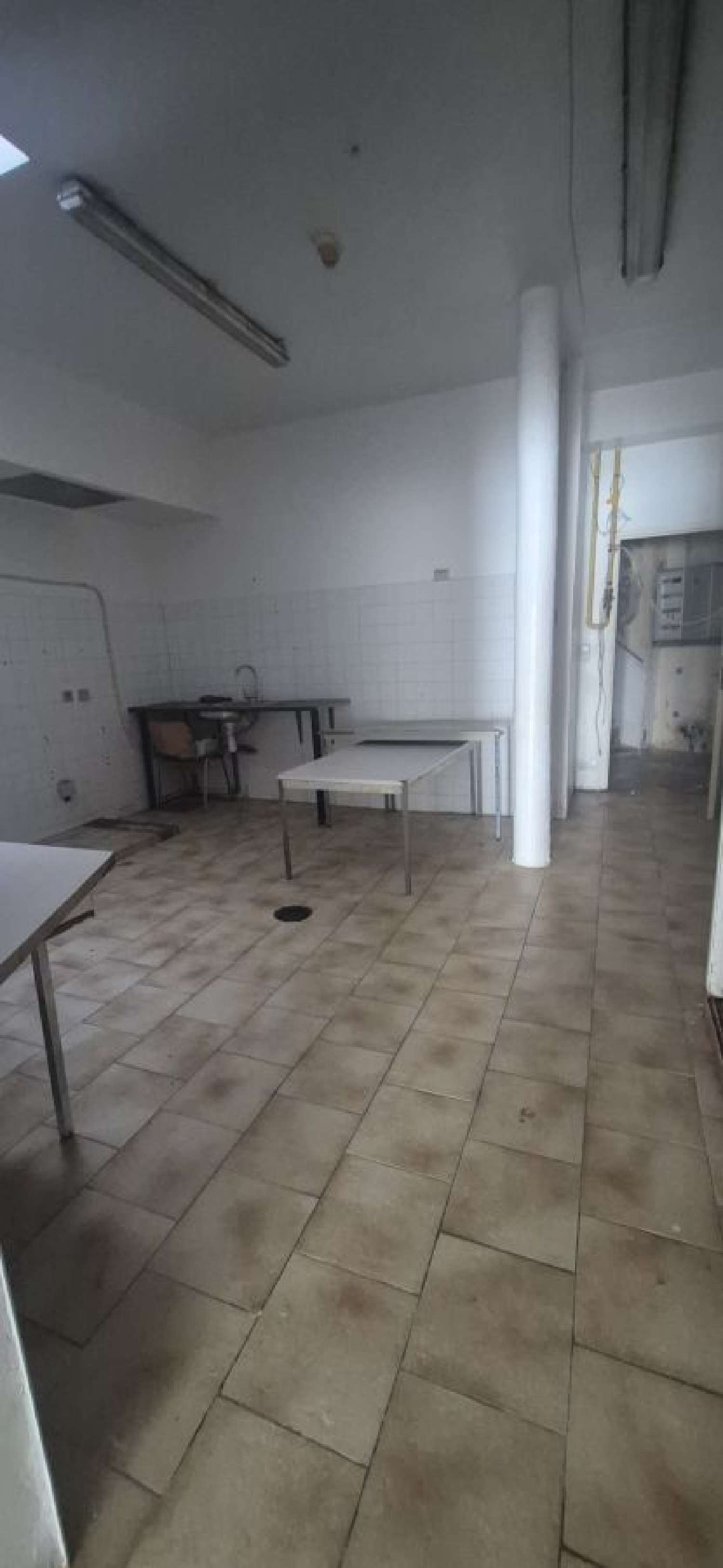 te koop bedrijfsruimte/ kantoor Béziers Hérault 4