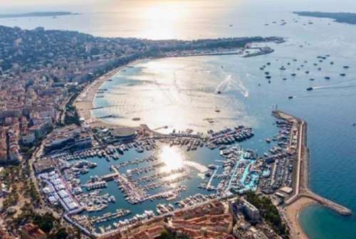 Cannes Alpes-Maritimes commercial foto 7422303