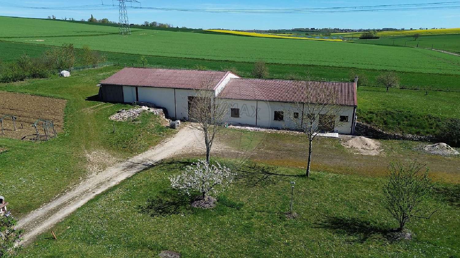 en venta local comercial Cosne-Cours-sur-Loire Nièvre 1