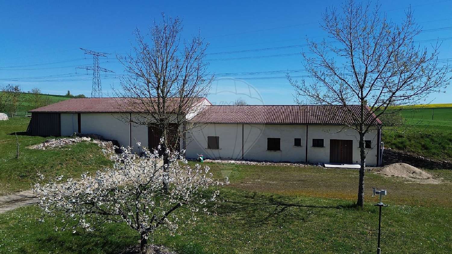 en venta local comercial Cosne-Cours-sur-Loire Nièvre 2